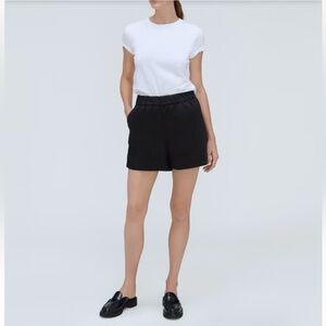 Everlane Organic Cotton Women’s Short